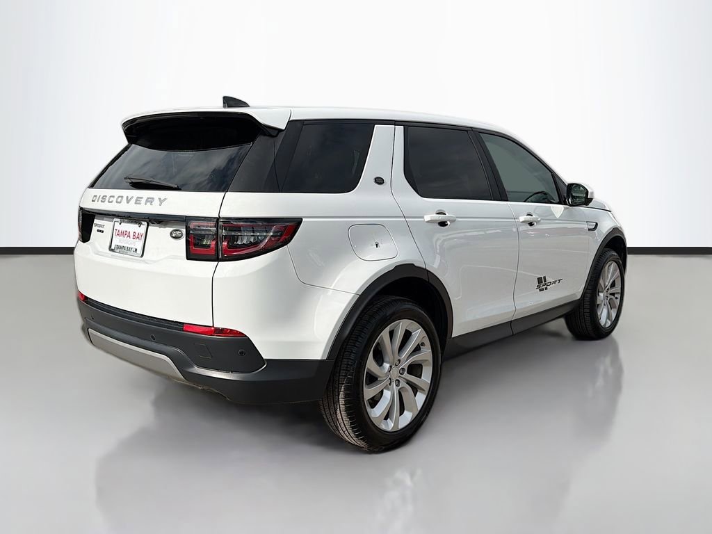 Used 2020 Land Rover Discovery Sport SE image 3