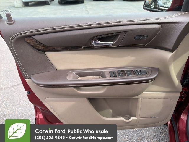 Used 2015 GMC Acadia Denali image 13