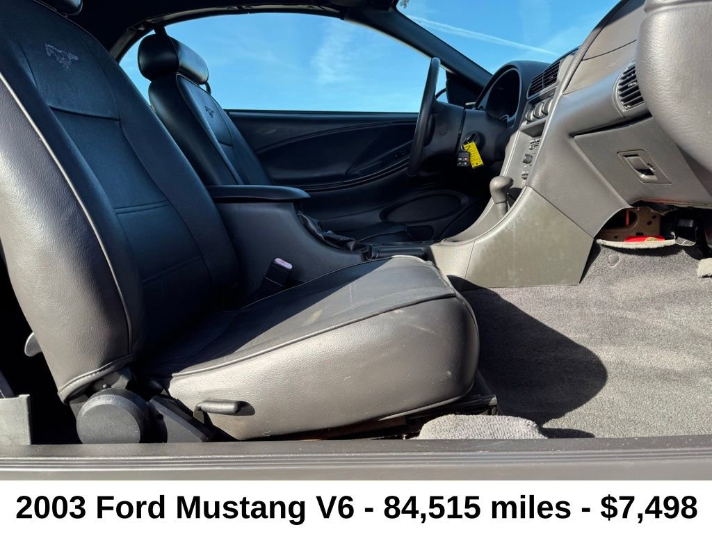 Used 2003 Ford Mustang Convertible image 18