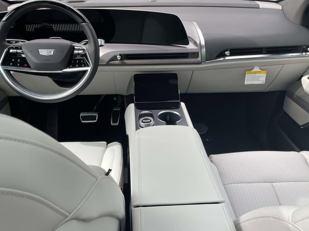 New 2026 Cadillac Vistiq Sport image 14