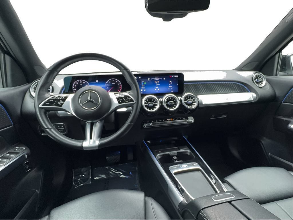 Used 2024 Mercedes-Benz GLB 250 image 33