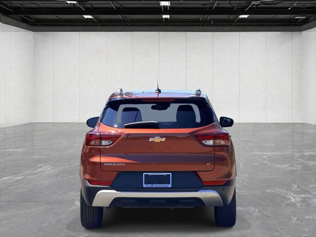 Used 2021 Chevrolet TrailBlazer LT w/ Premium Seating Package FWD image 4