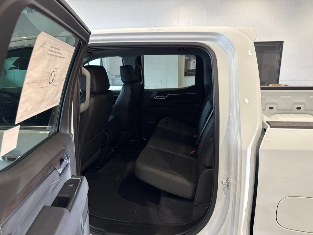 New 2026 GMC Sierra 1500 SLT AWD/4WD image 19