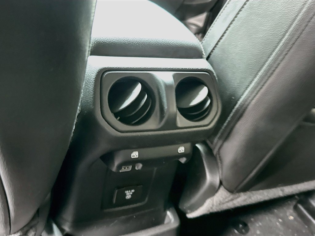 Certified 2023 Jeep Wrangler Unlimited Sahara AWD/4WD image 28