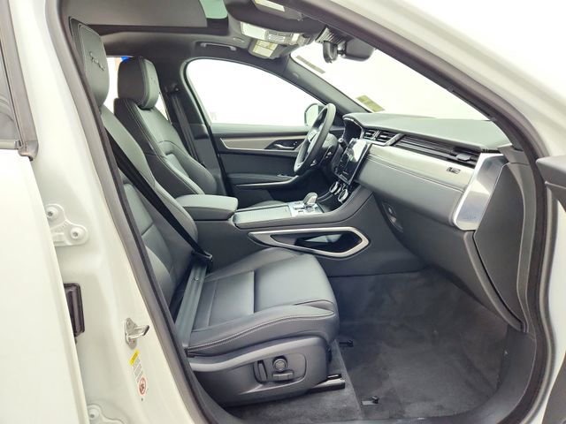 Used 2026 Jaguar F-PACE R-Dynamic S image 18