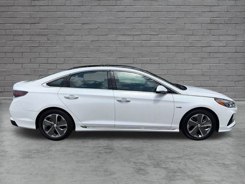 Used 2019 Hyundai Sonata Limited w/ Ultimate Package 02 FWD image 7