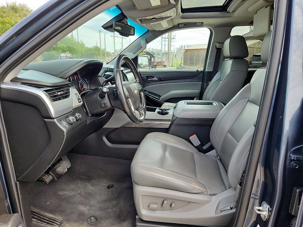 Used 2020 Chevrolet Suburban LT AWD/4WD image 21
