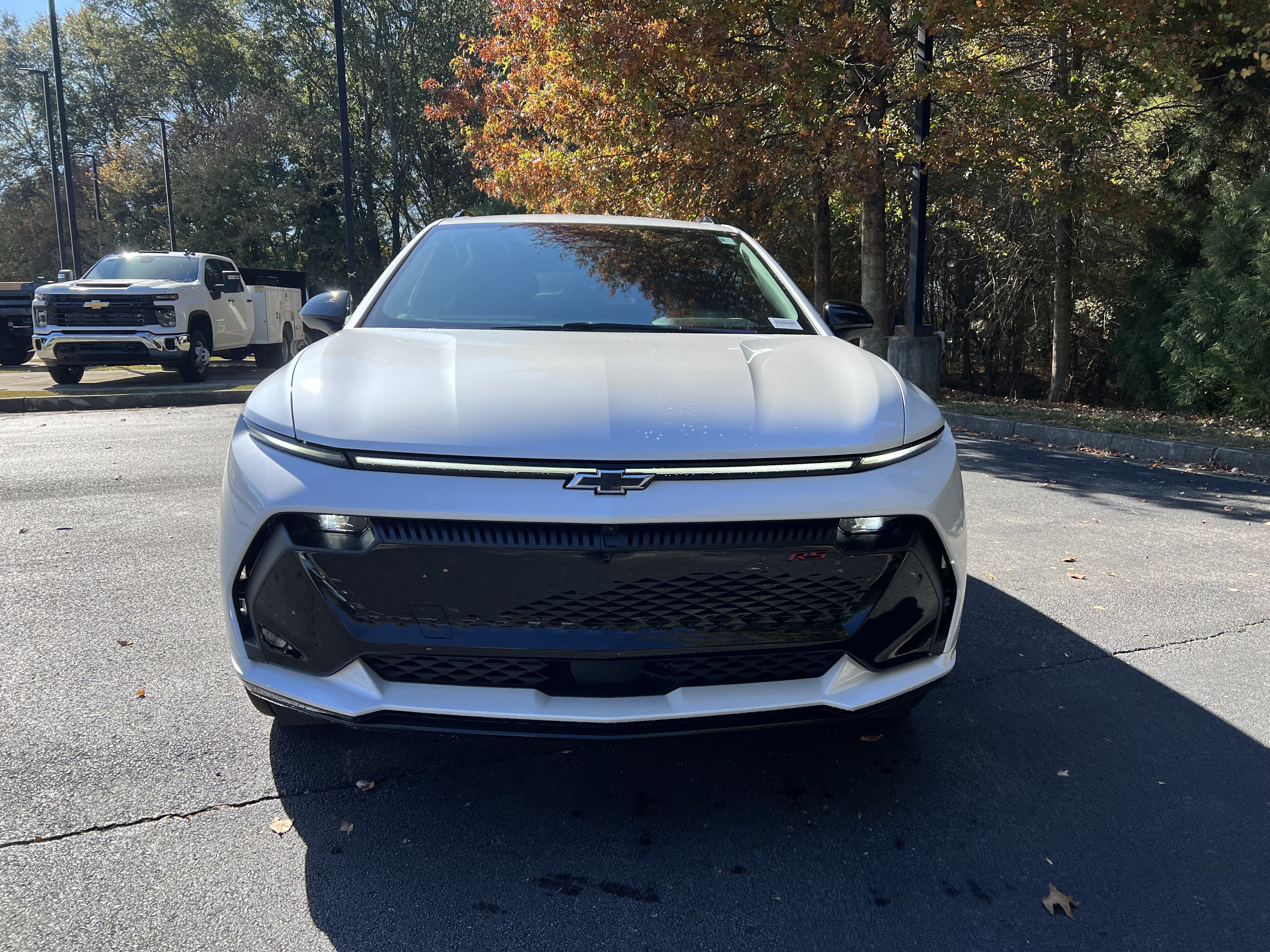 New 2025 Chevrolet Equinox EV RS w/ Active Safety Package 3 FWD image 3