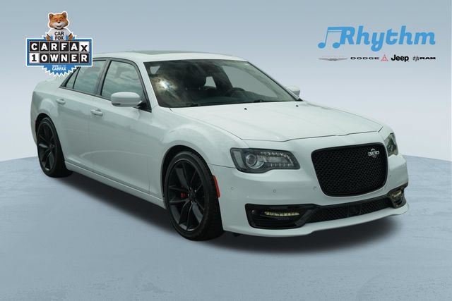 Used 2023 Chrysler 300 C