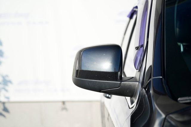 Used 2011 Jeep Grand Cherokee Laredo image 9