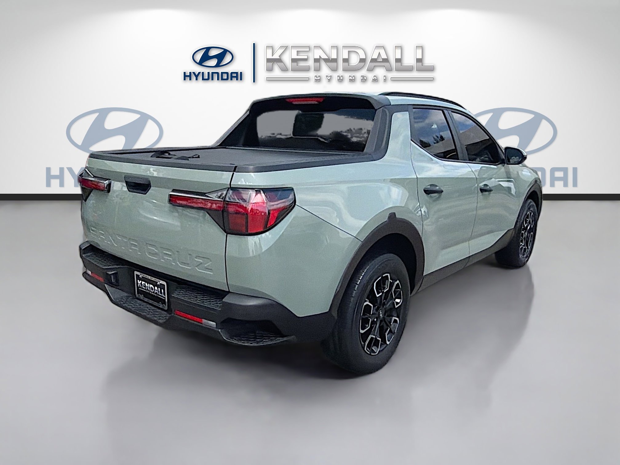 Used 2023 Hyundai Santa Cruz SEL w/ Activity Package image 6