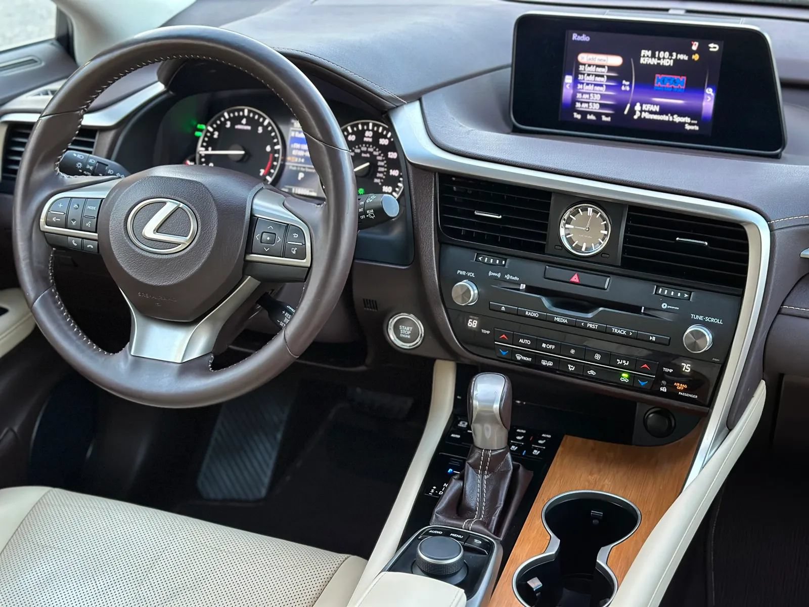Used 2016 Lexus RX 350 AWD w/ Premium Package image 25