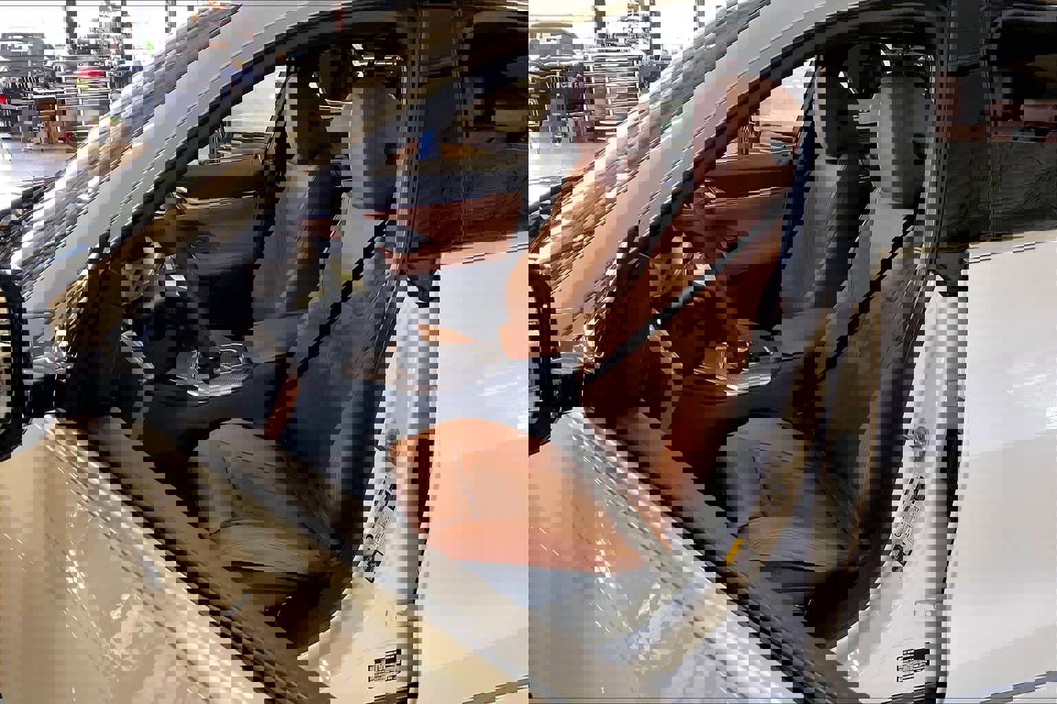 Certified 2025 BMW i4 eDrive40 w/ Premium Package image 7