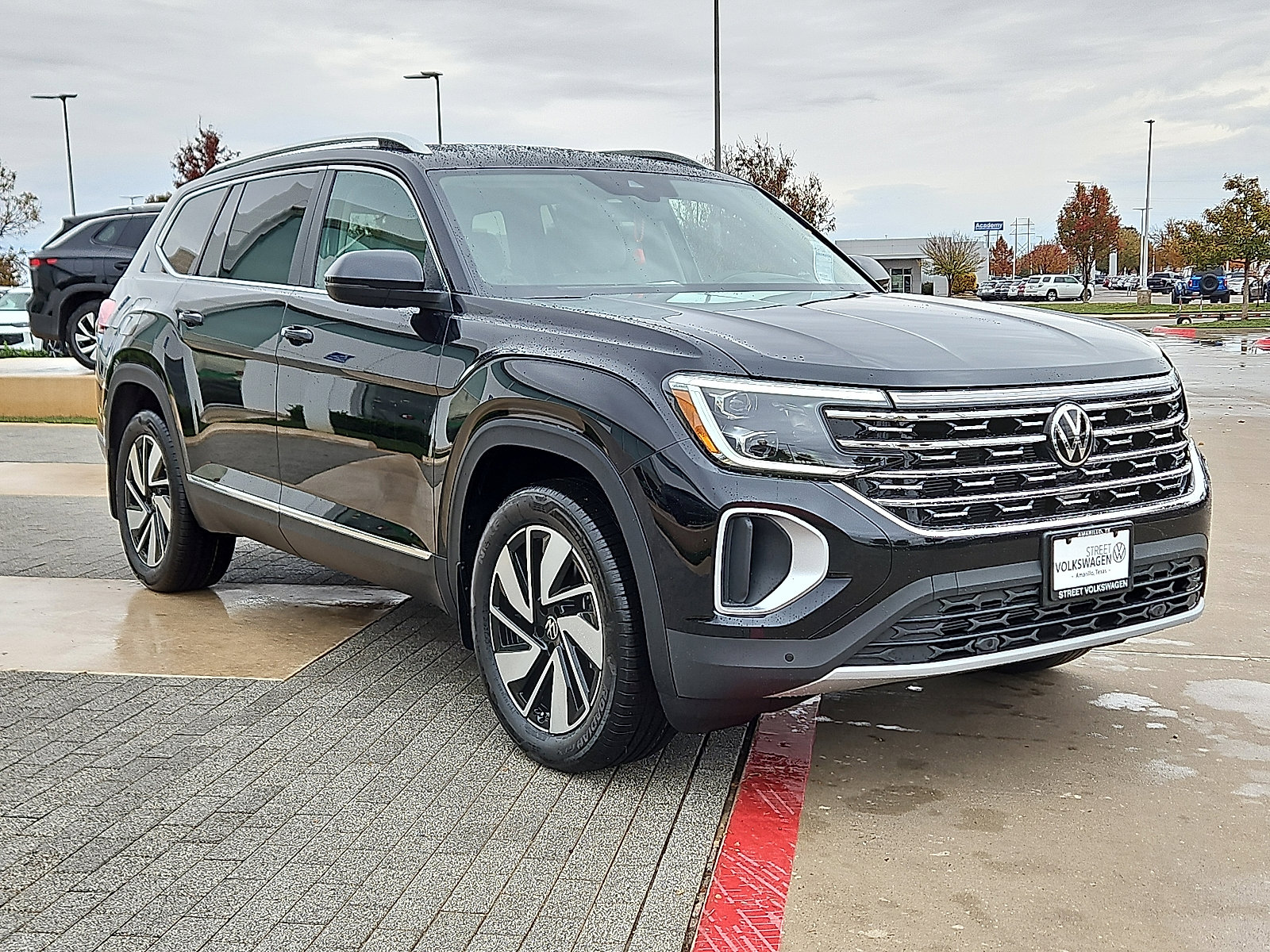 New 2026 Volkswagen Atlas SEL image 5