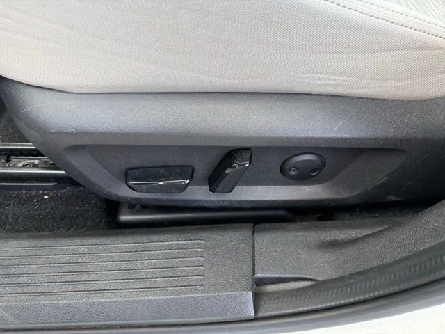 Used 2023 Nissan Rogue SV FWD image 30