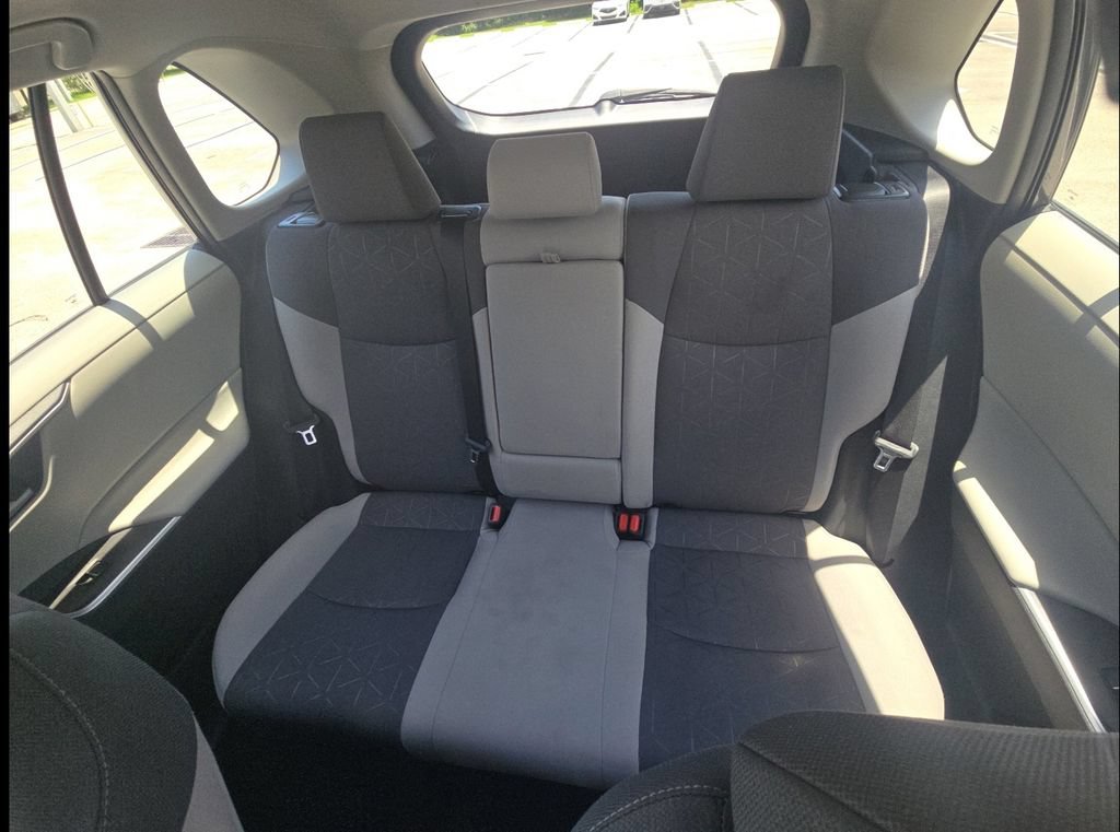 Used 2024 Toyota RAV4 XLE AWD/4WD image 15