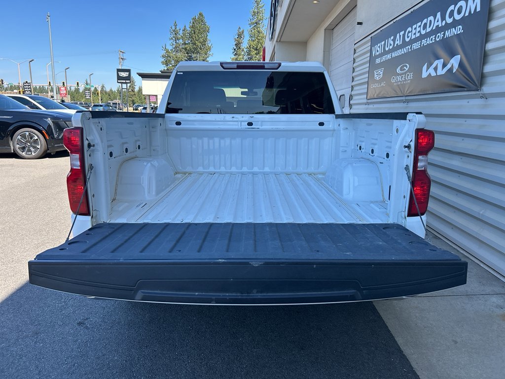 Used 2021 Chevrolet Silverado 1500 LT image 12