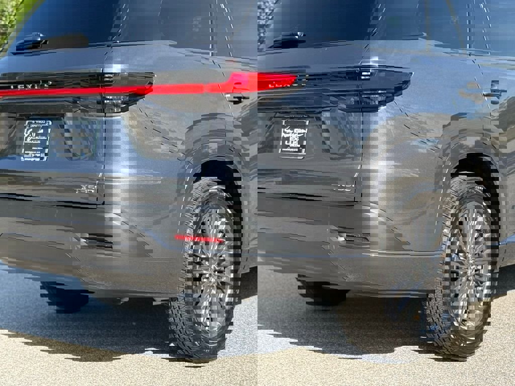 Used 2025 Lexus TX 350 FWD w/ Convenience Package image 14