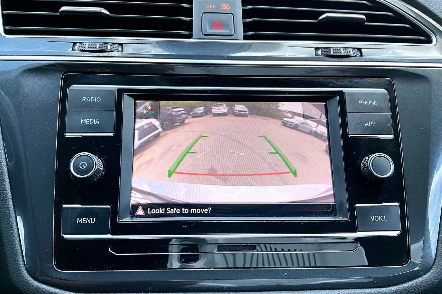 Used 2022 Volkswagen Tiguan S FWD image 28
