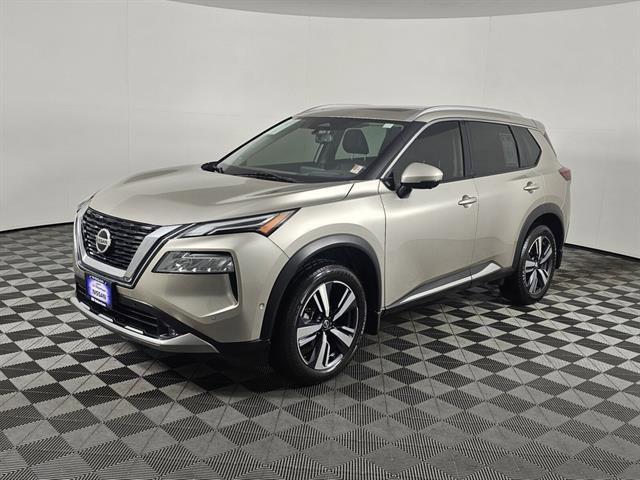 Used 2021 Nissan Rogue Platinum image 9