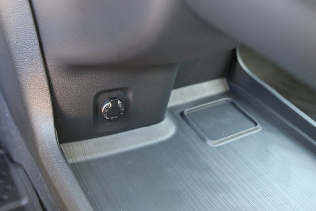 New 2025 Toyota Sienna XLE image 24