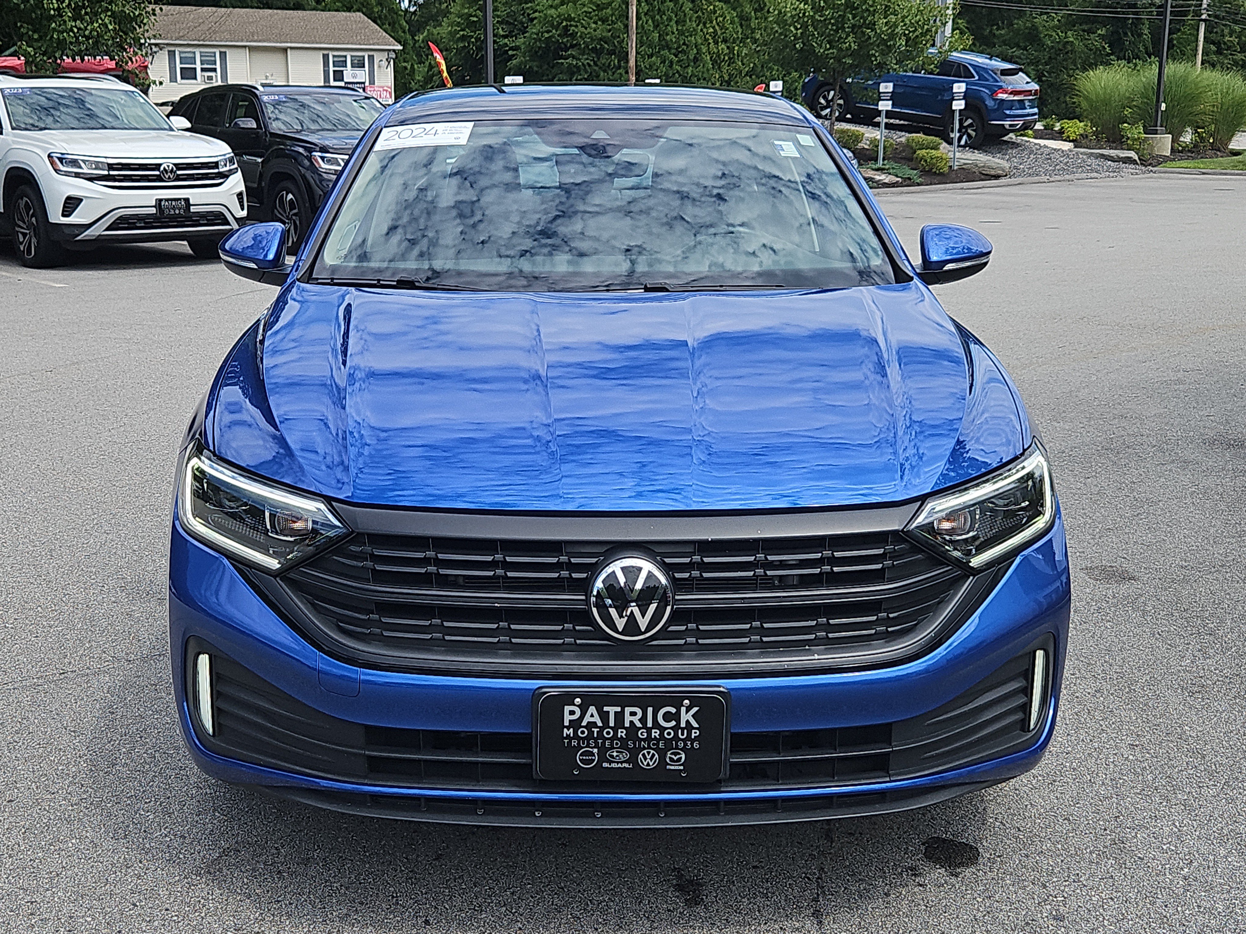 Certified 2024 Volkswagen Jetta SEL FWD image 30