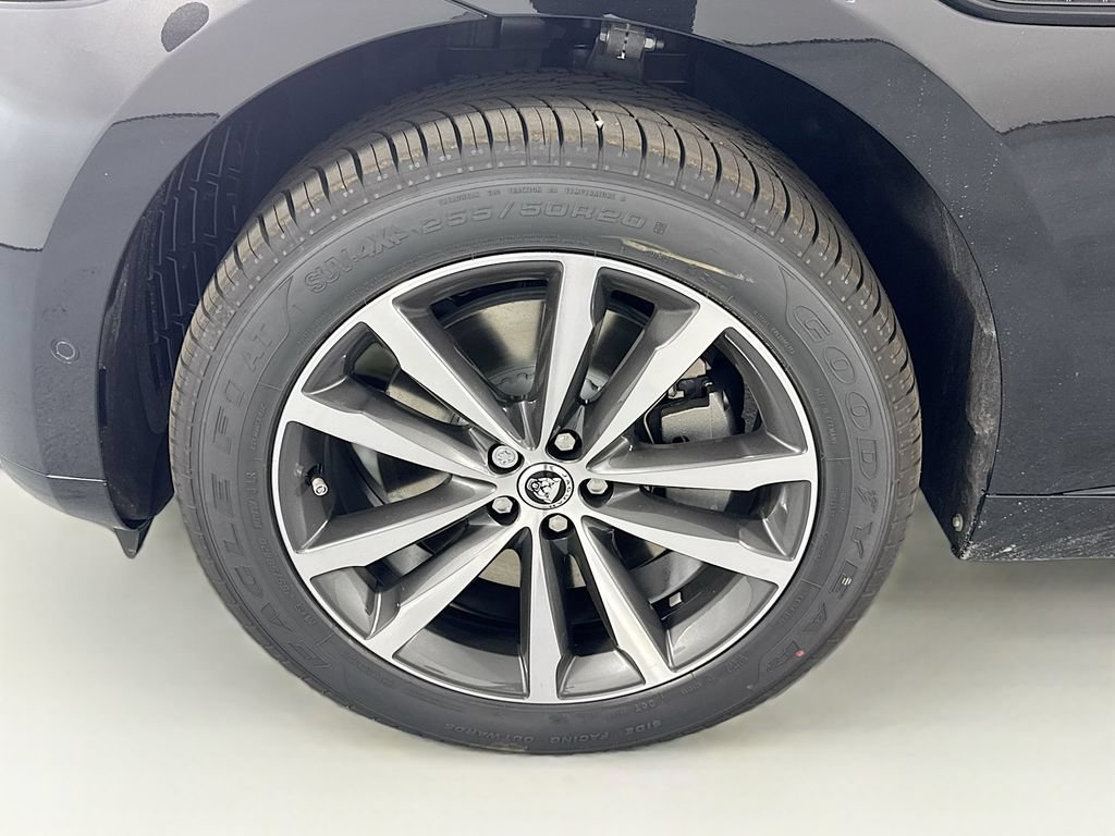 New 2026 Jaguar F-PACE R-Dynamic S AWD/4WD image 31