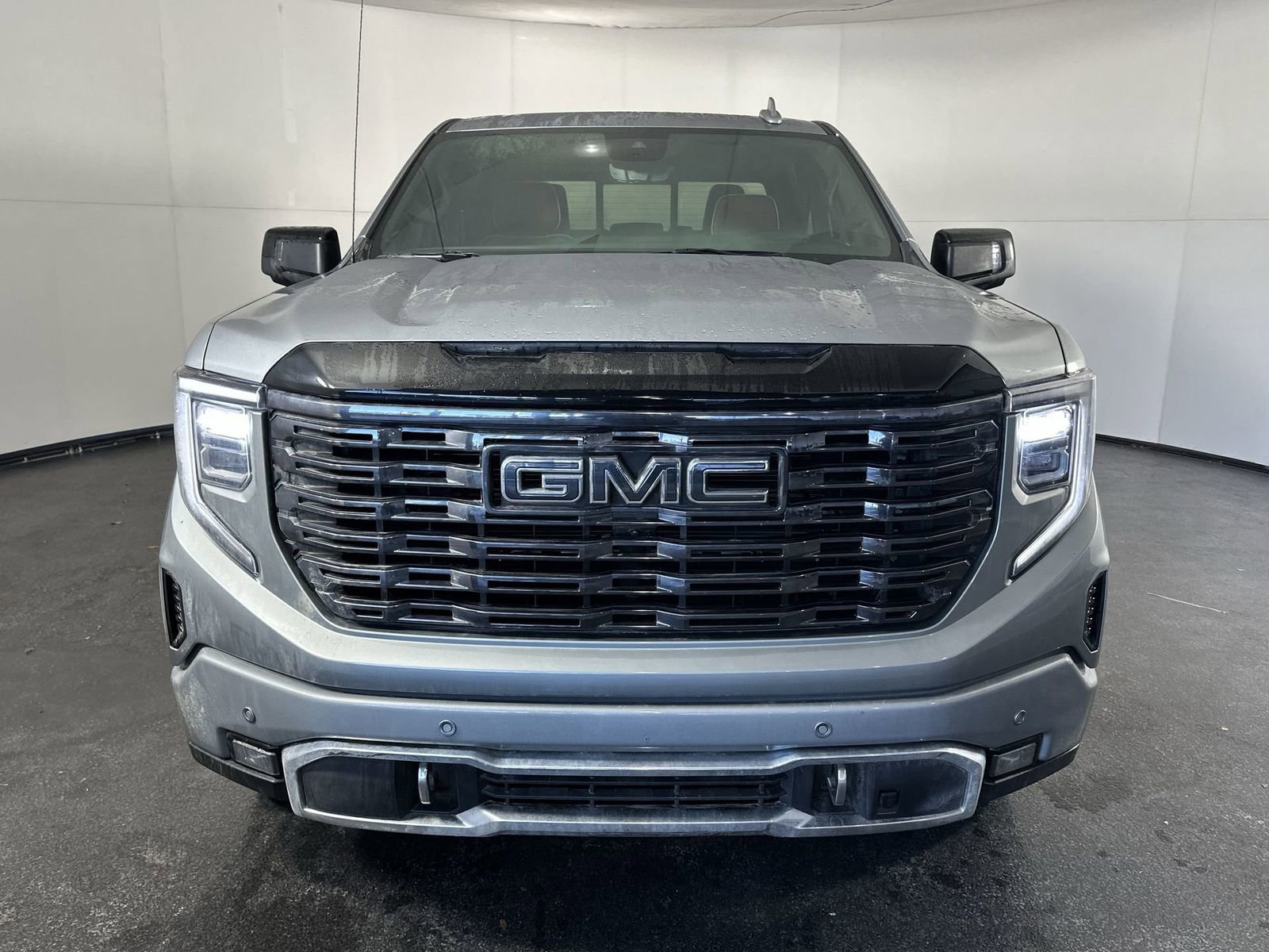 Used 2025 GMC Sierra 1500 Denali Ultimate AWD/4WD image 3