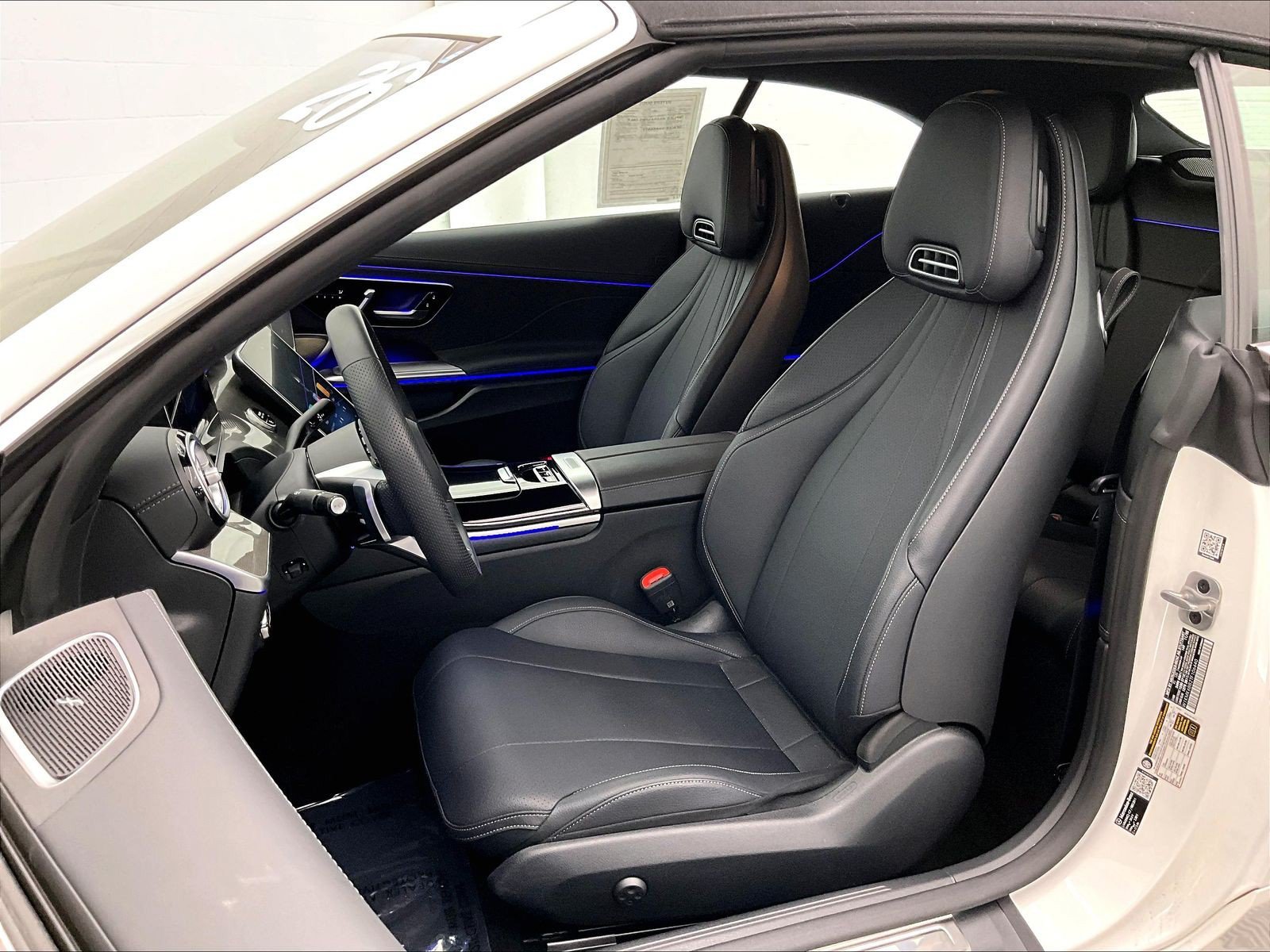 Used 2026 Mercedes-Benz CLE 450 4MATIC Cabriolet image 16