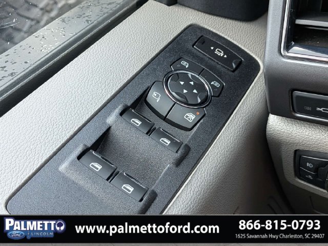 Used 2020 Ford F250 XLT w/ XLT Premium Package AWD/4WD image 24