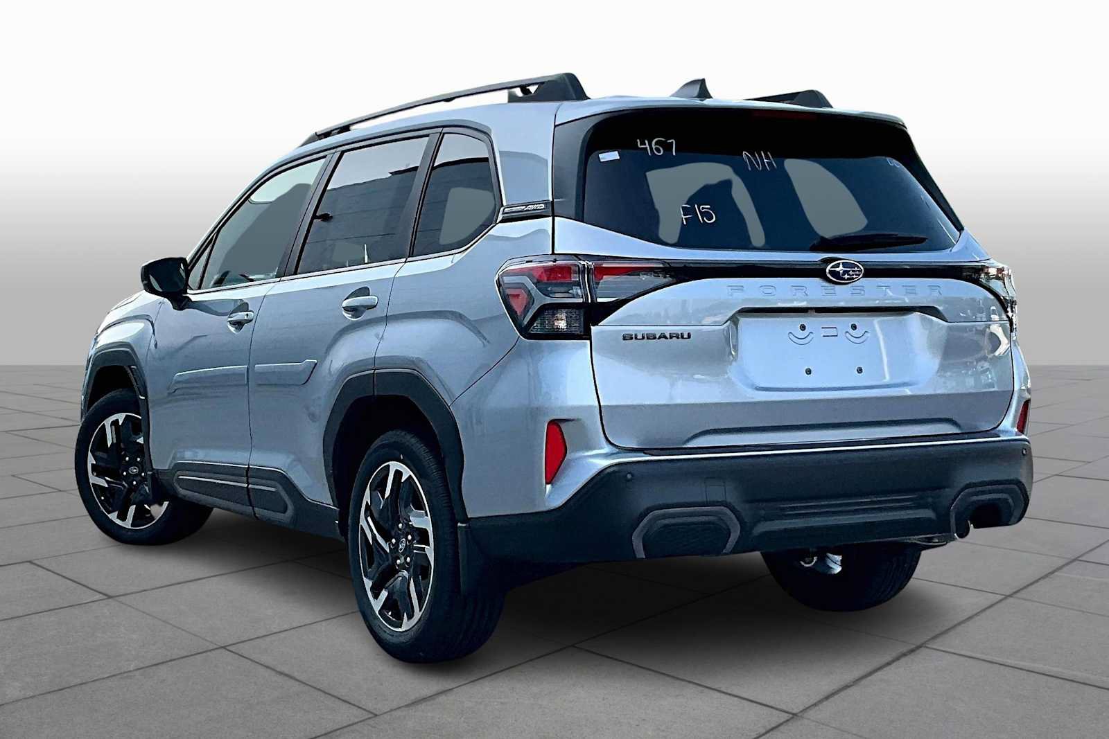 Used 2025 Subaru Forester Limited AWD/4WD image 11