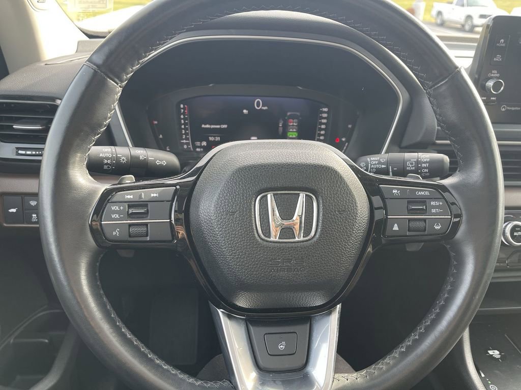Used 2023 Honda Pilot Elite image 19