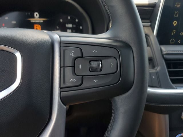 Used 2023 GMC Yukon XL SLT w/ SLT Premium Package AWD/4WD image 29