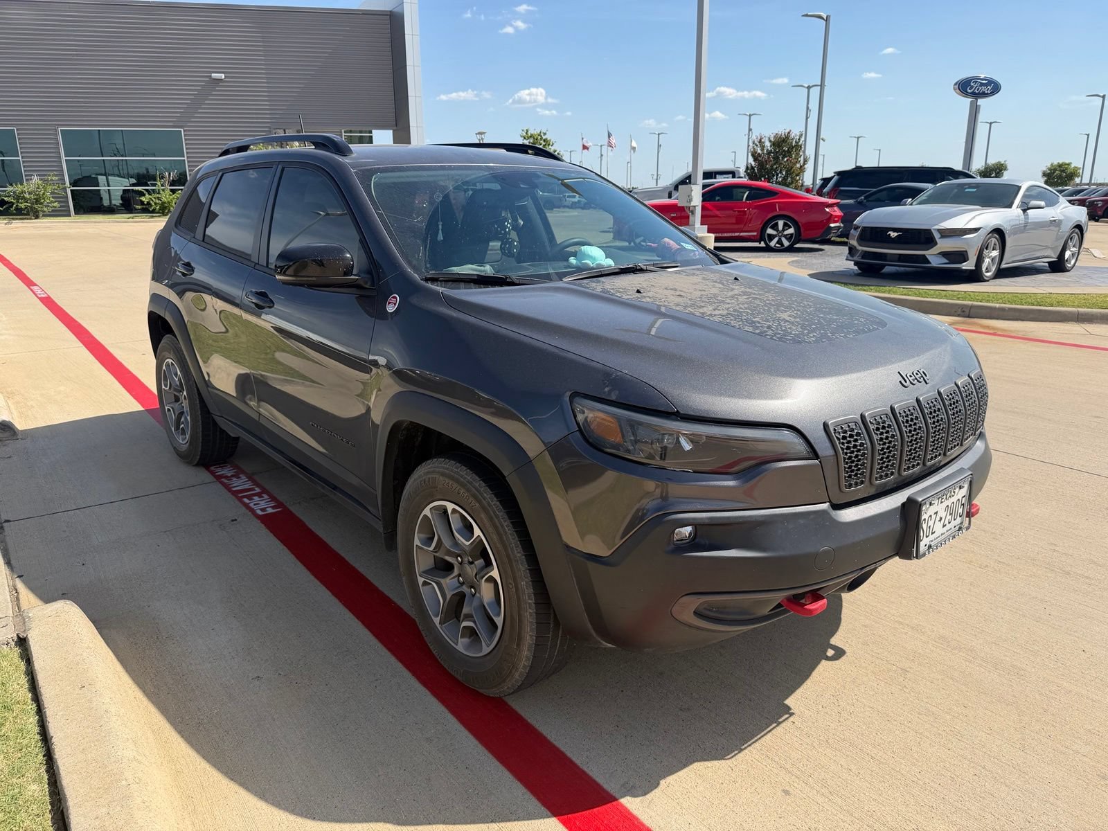 Used 2022 Jeep Cherokee Trailhawk w/ Premium Leather Package AWD/4WD image 6