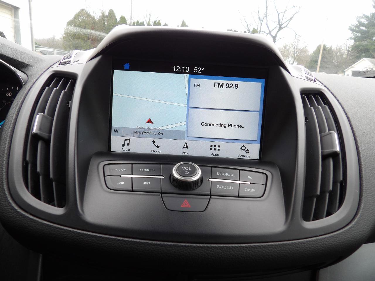 Used 2018 Ford Escape SEL w/ Ford Safe & Smart Package image 16