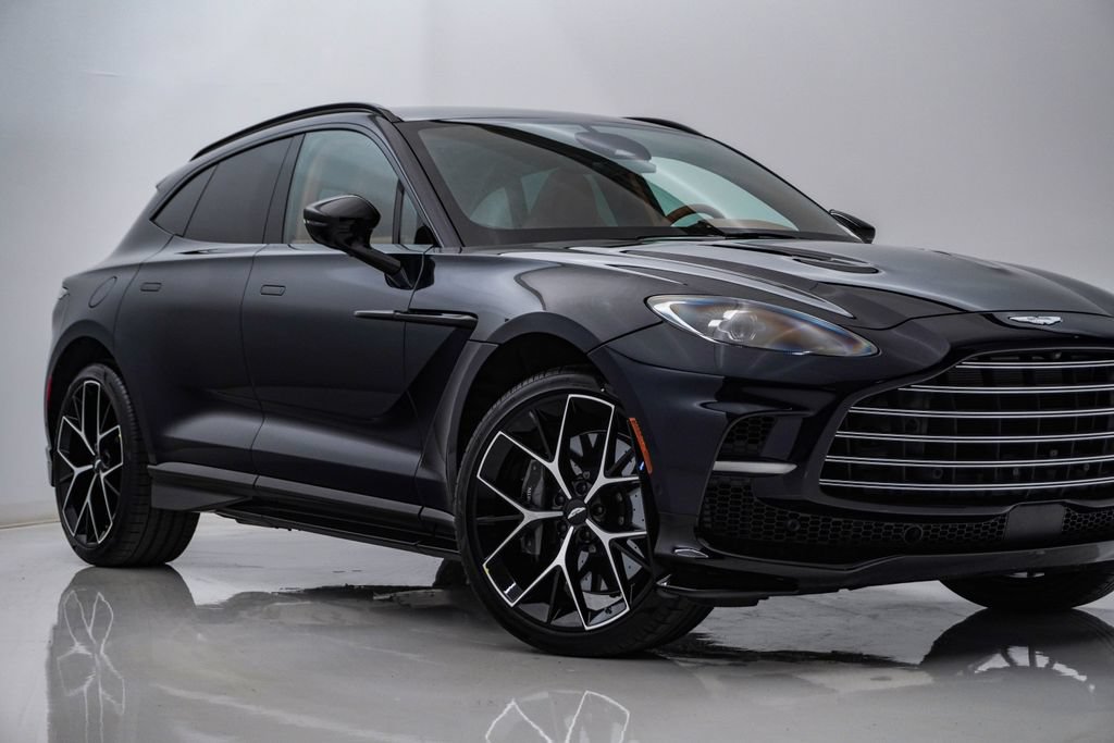 New 2026 Aston Martin DBX 707 AWD/4WD image 2