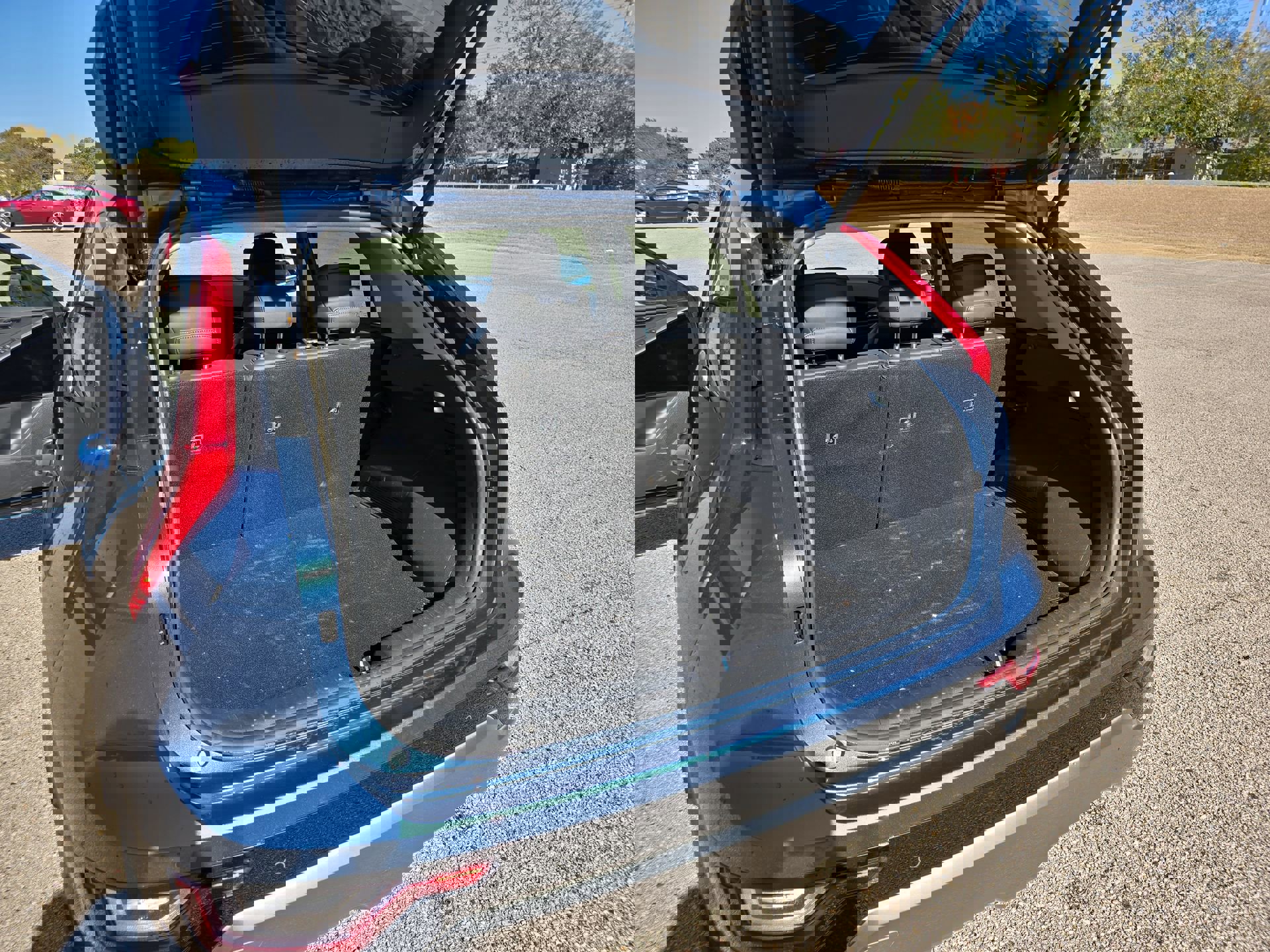 Used 2023 Kia Niro SX Touring image 24