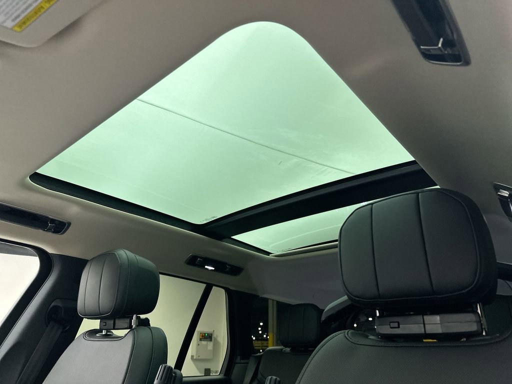 New 2026 Land Rover Range Rover SE AWD/4WD image 19