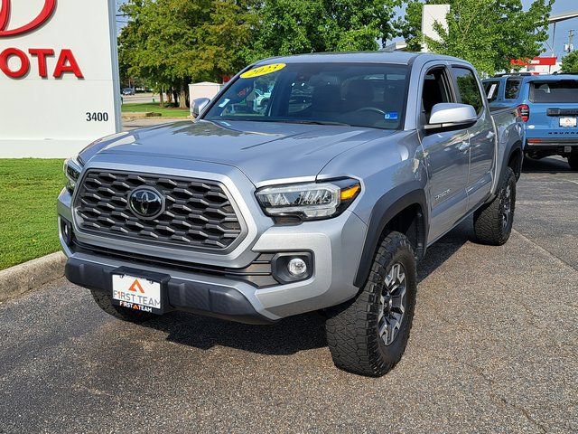 Used 2023 Toyota Tacoma TRD Off-Road AWD/4WD image 2