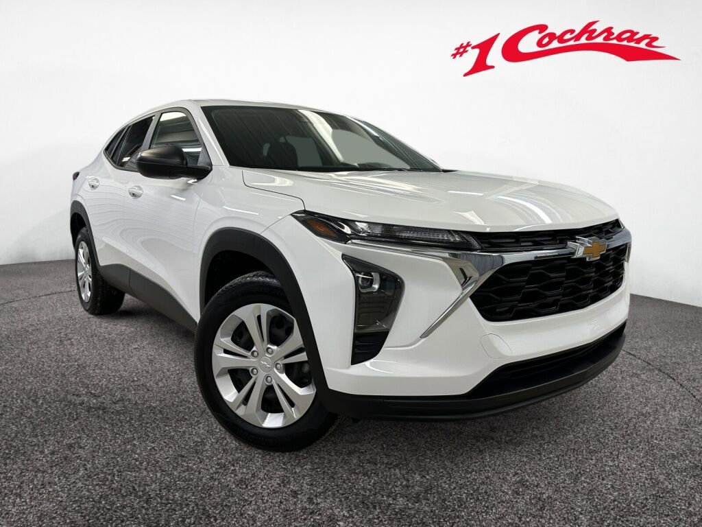 Certified 2024 Chevrolet Trax LS w/ Driver Confidence Package