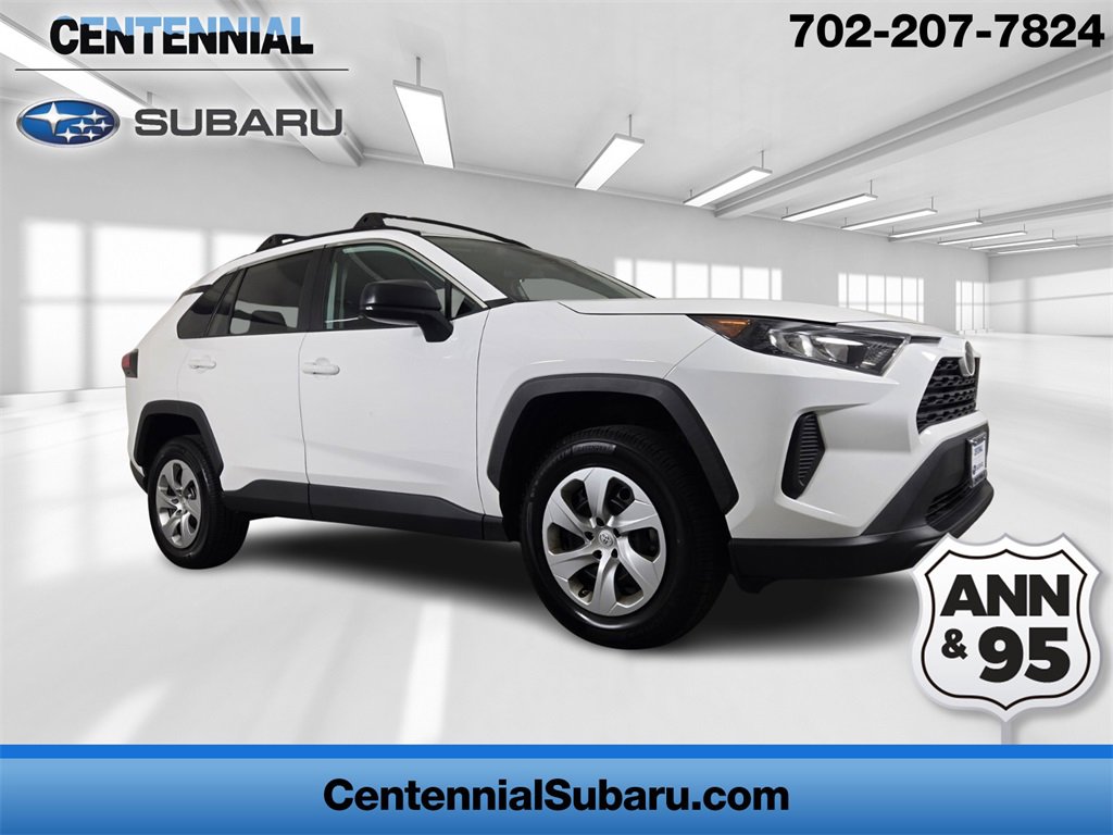 Used 2020 Toyota RAV4 LE image 1