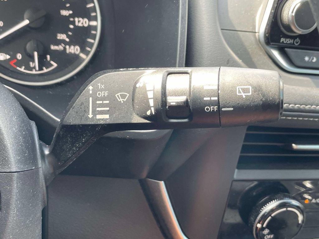 Used 2023 Nissan Rogue S AWD/4WD image 25