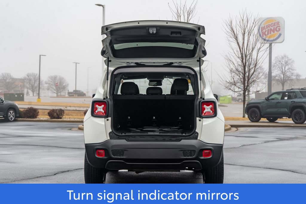 Used 2023 Jeep Renegade Limited AWD/4WD image 10