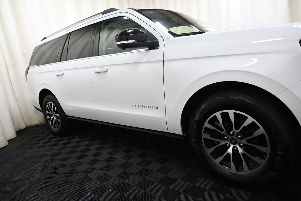 Used 2025 Ford Expedition Max Platinum image 13