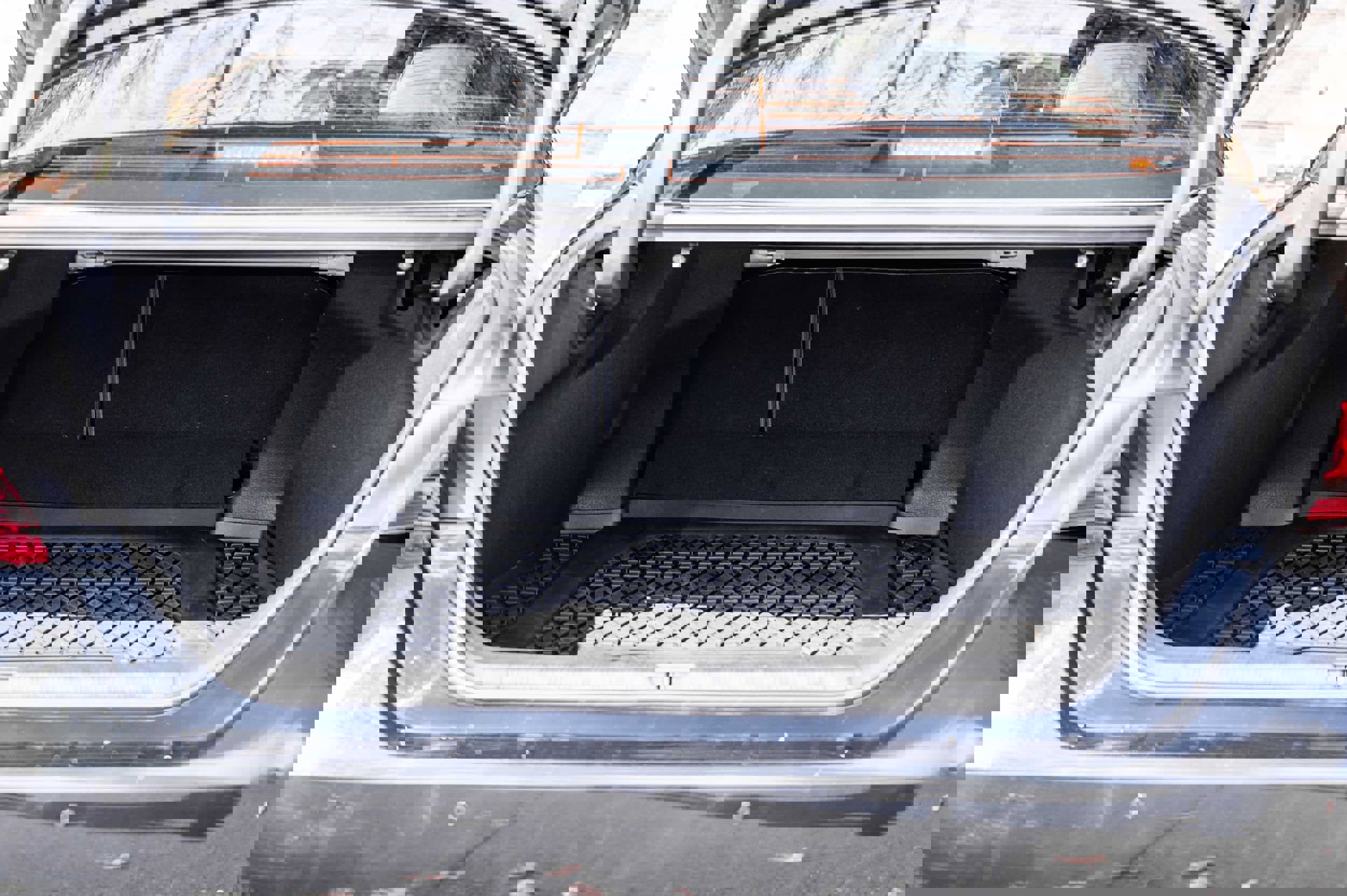 Certified 2022 Toyota Avalon Limited w/ Advanced Safety Package image 18