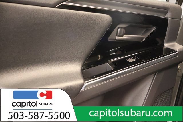Used 2023 Subaru Solterra AWD image 31