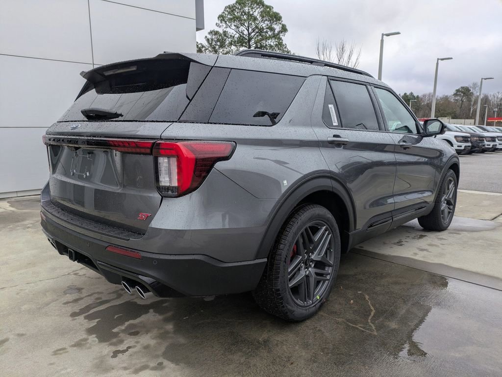 New 2026 Ford Explorer ST image 4