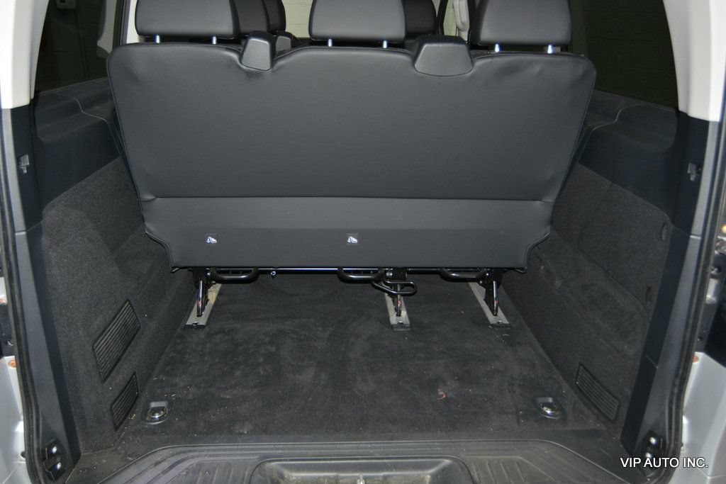 Used 2017 Mercedes-Benz Metris Passenger image 26