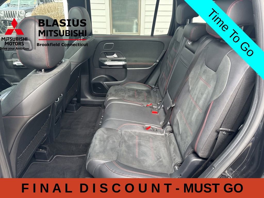 Used 2021 Mercedes-Benz GLB 250 4MATIC w/ AMG Line image 40