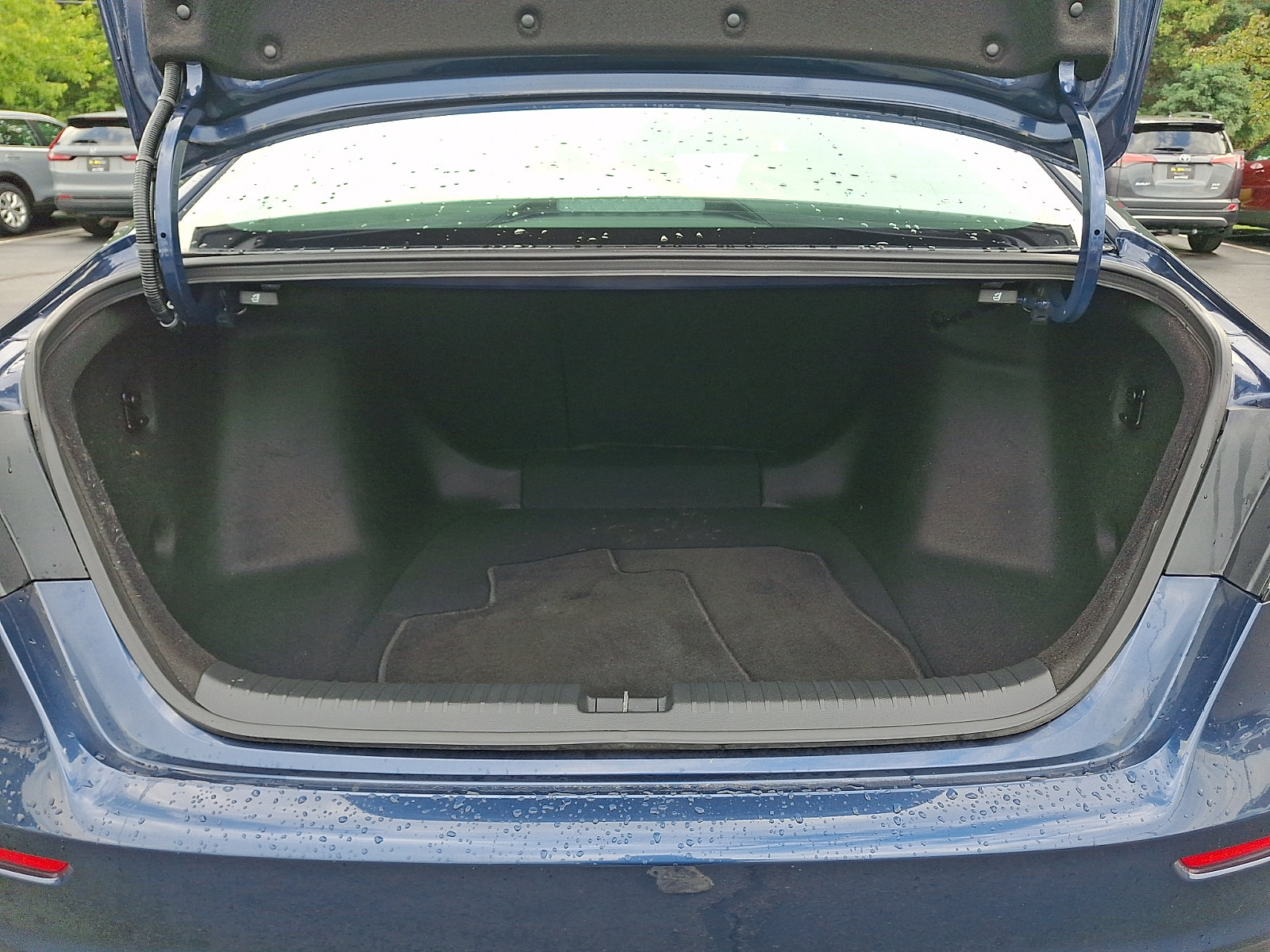 Certified 2024 Honda Accord EX image 30